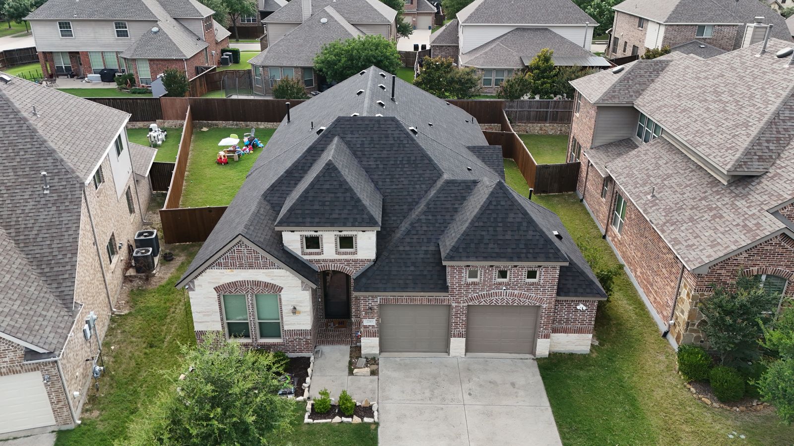 Completed Prestige roof in Glacier shingles