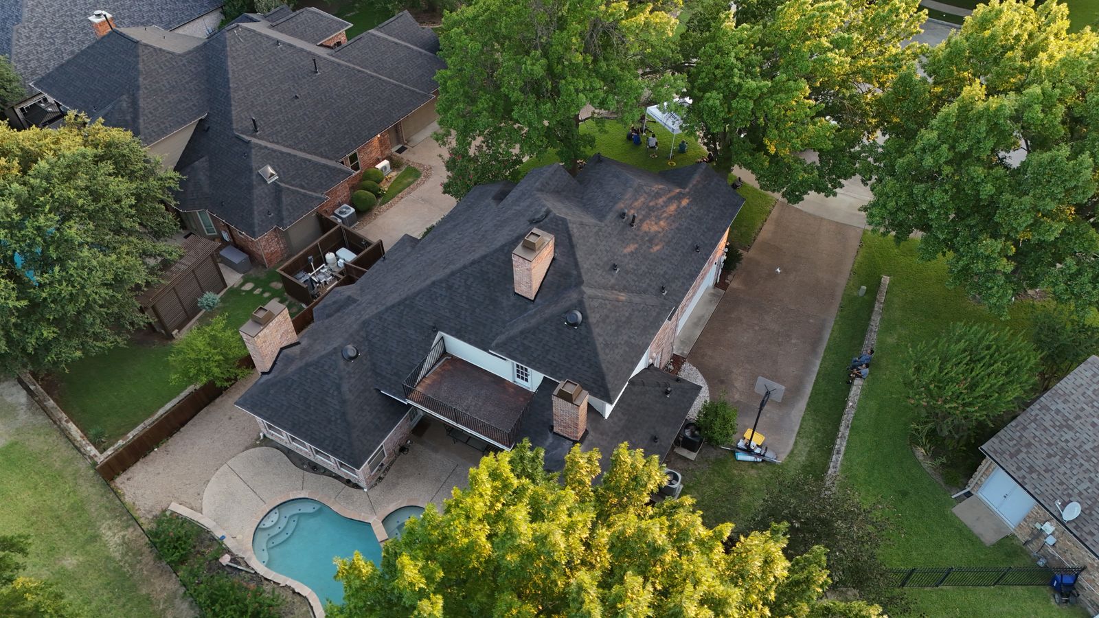 Completed Prestige roof in Glacier shingles